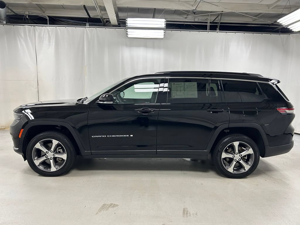 Used 2024 Jeep Grand Cherokee L Limited AWD/4WD image 8
