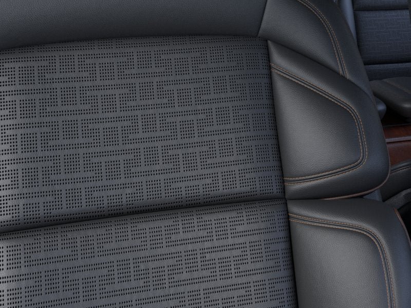 New 2025 Lincoln Navigator L Black Label AWD/4WD image 16