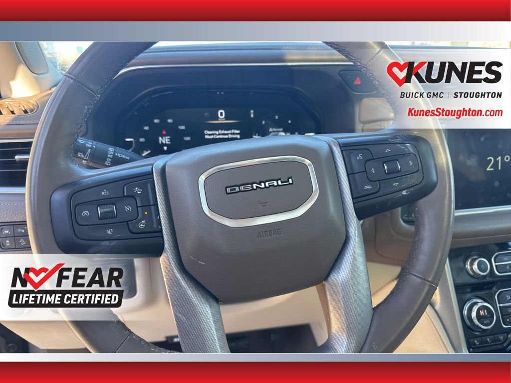Used 2023 GMC Yukon XL Denali image 10