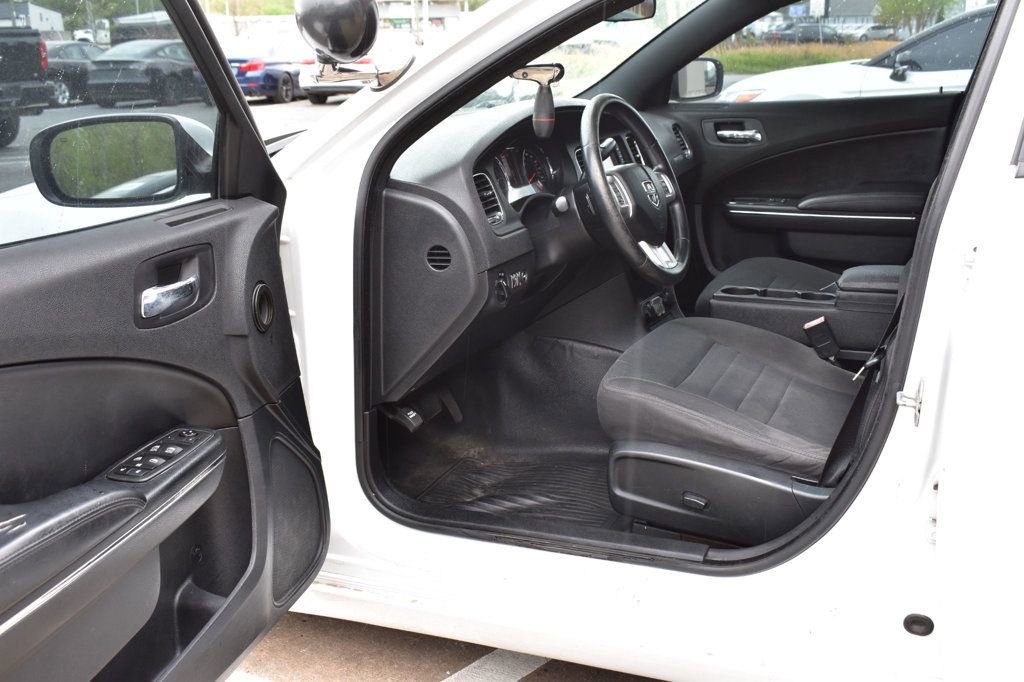 Used 2012 Dodge Charger Police RWD image 15