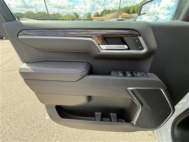 New 2026 GMC Sierra 1500 Elevation image 12