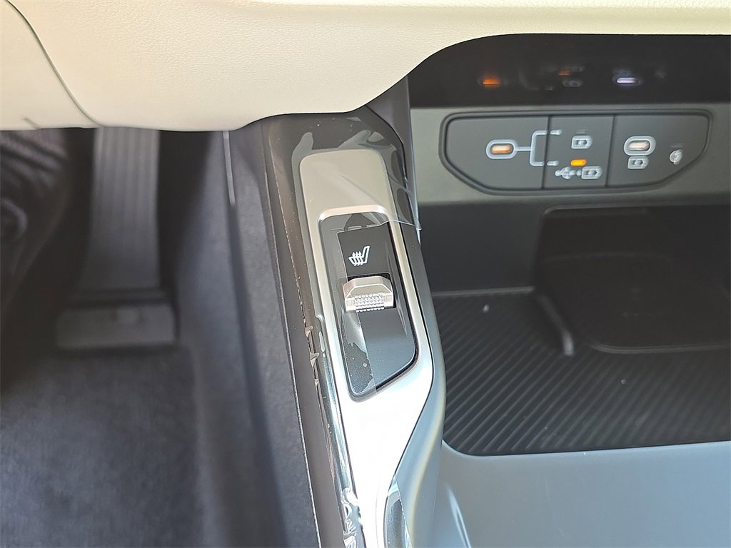 New 2026 Kia Sorento S w/ S Panoramic Sunroof Package image 28