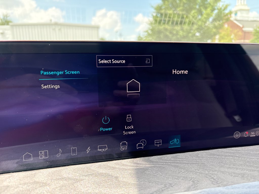 New 2026 Cadillac Escalade IQ AWD Sport 1 w/ LPO, Floor Liner Package image 34