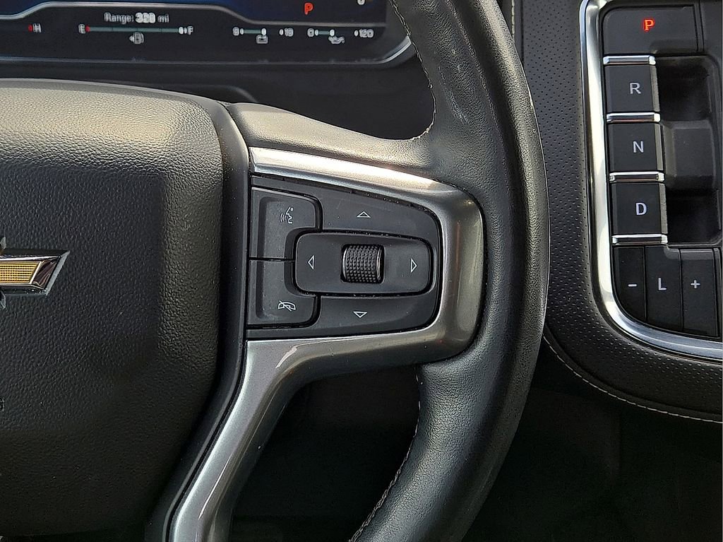 Used 2023 Chevrolet Suburban Premier image 21
