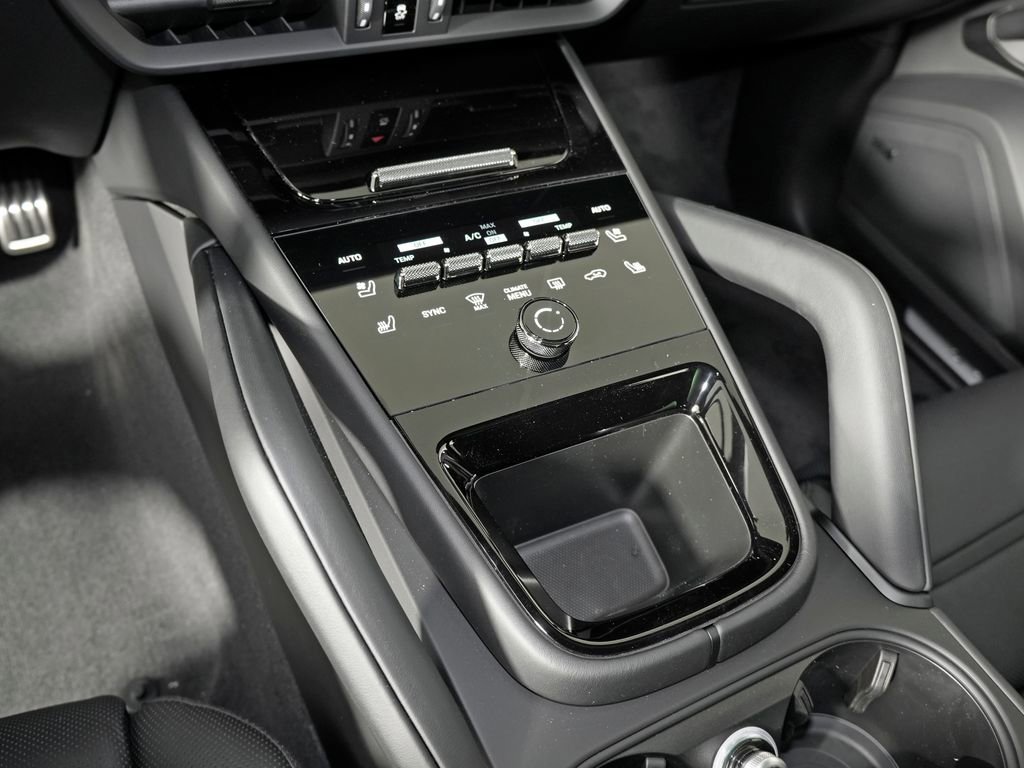 New 2026 Porsche Cayenne S AWD/4WD image 30