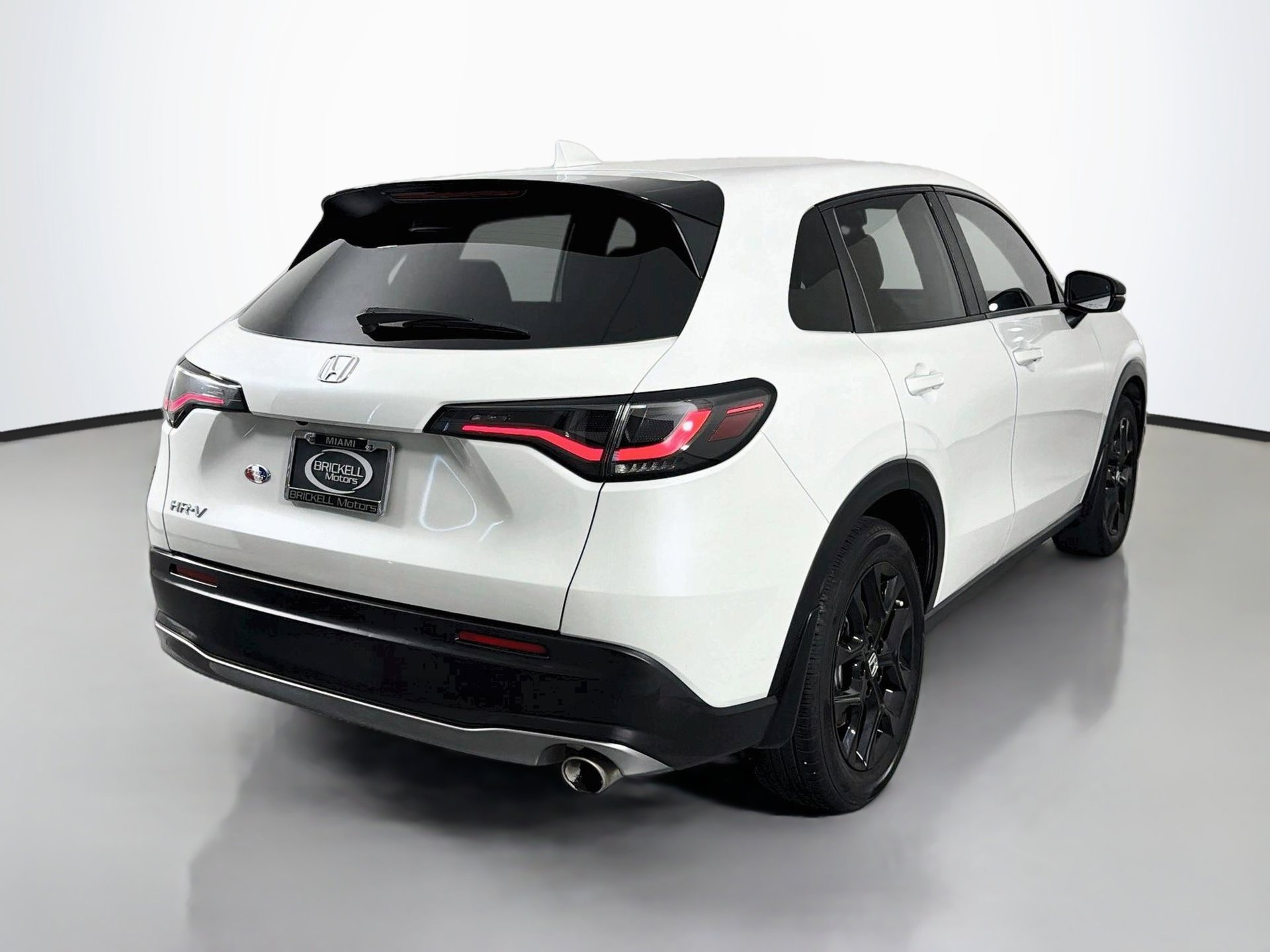 Used 2025 Honda HR-V Sport image 3
