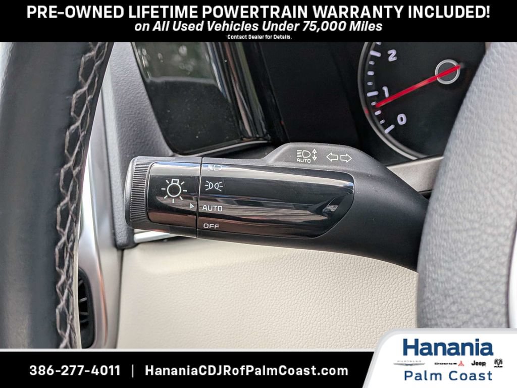 Used 2021 Kia Sorento S w/ Panoramic Sunroof Package FWD image 27