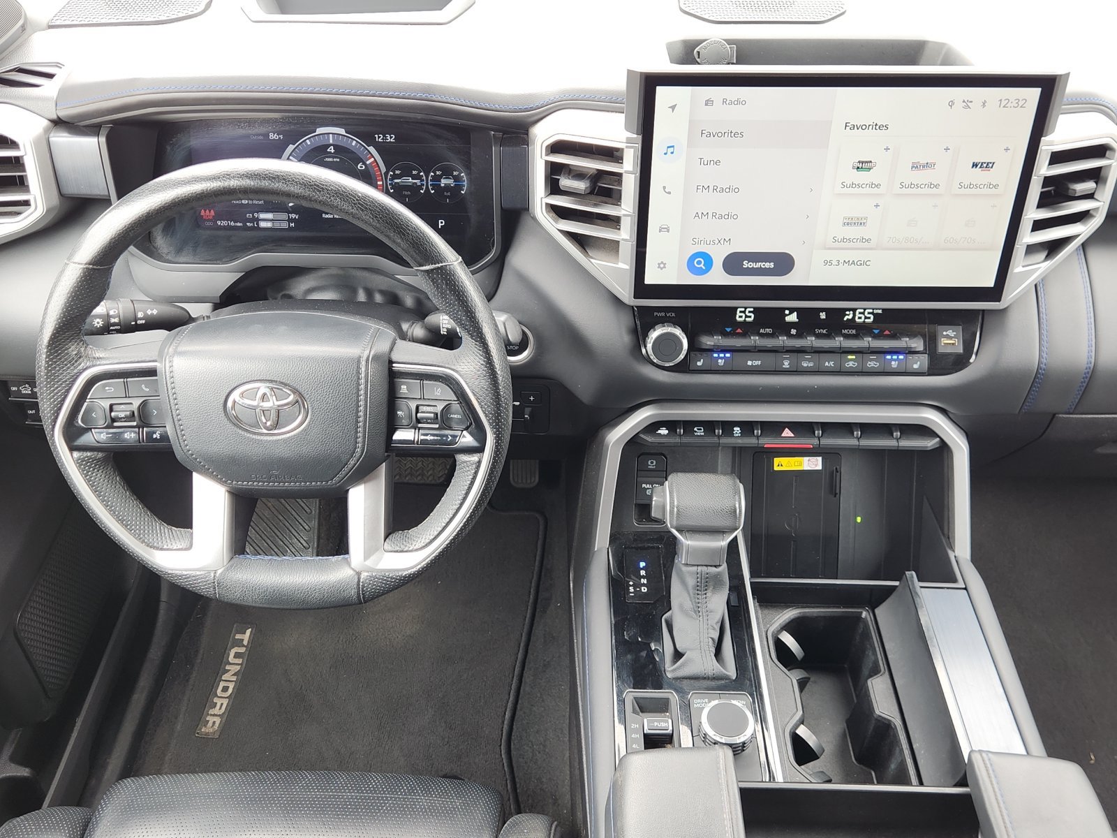 Used 2024 Toyota Tundra Platinum AWD/4WD image 30