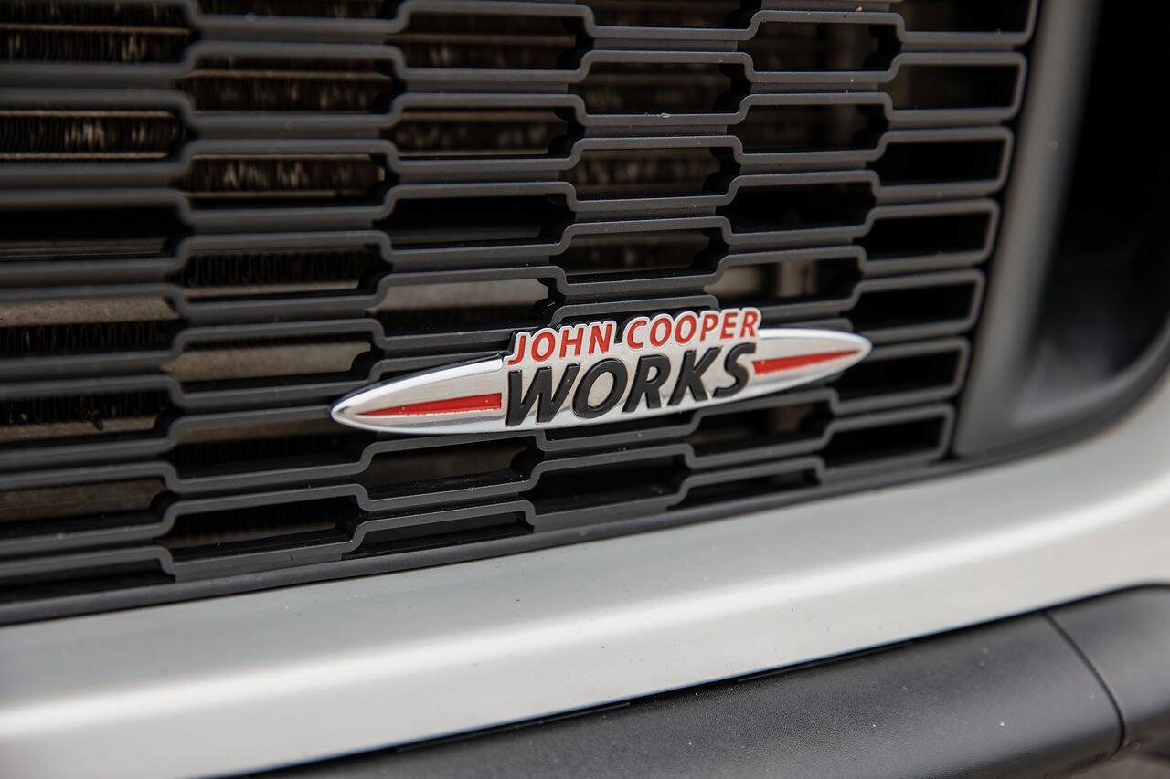 Used 2012 MINI Cooper John Cooper Works w/ Technology Pkg FWD image 20