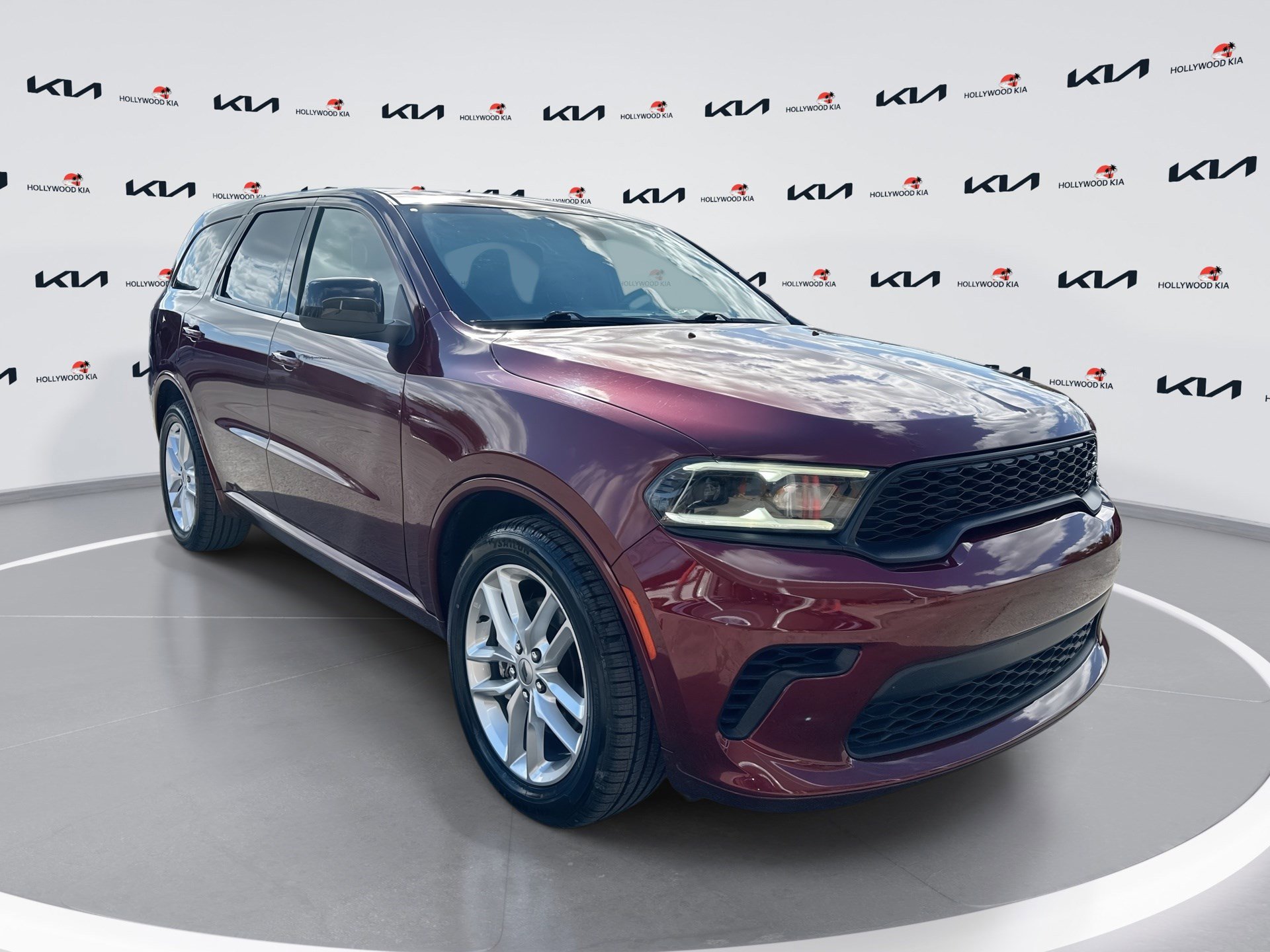 Used 2023 Dodge Durango GT RWD image 1