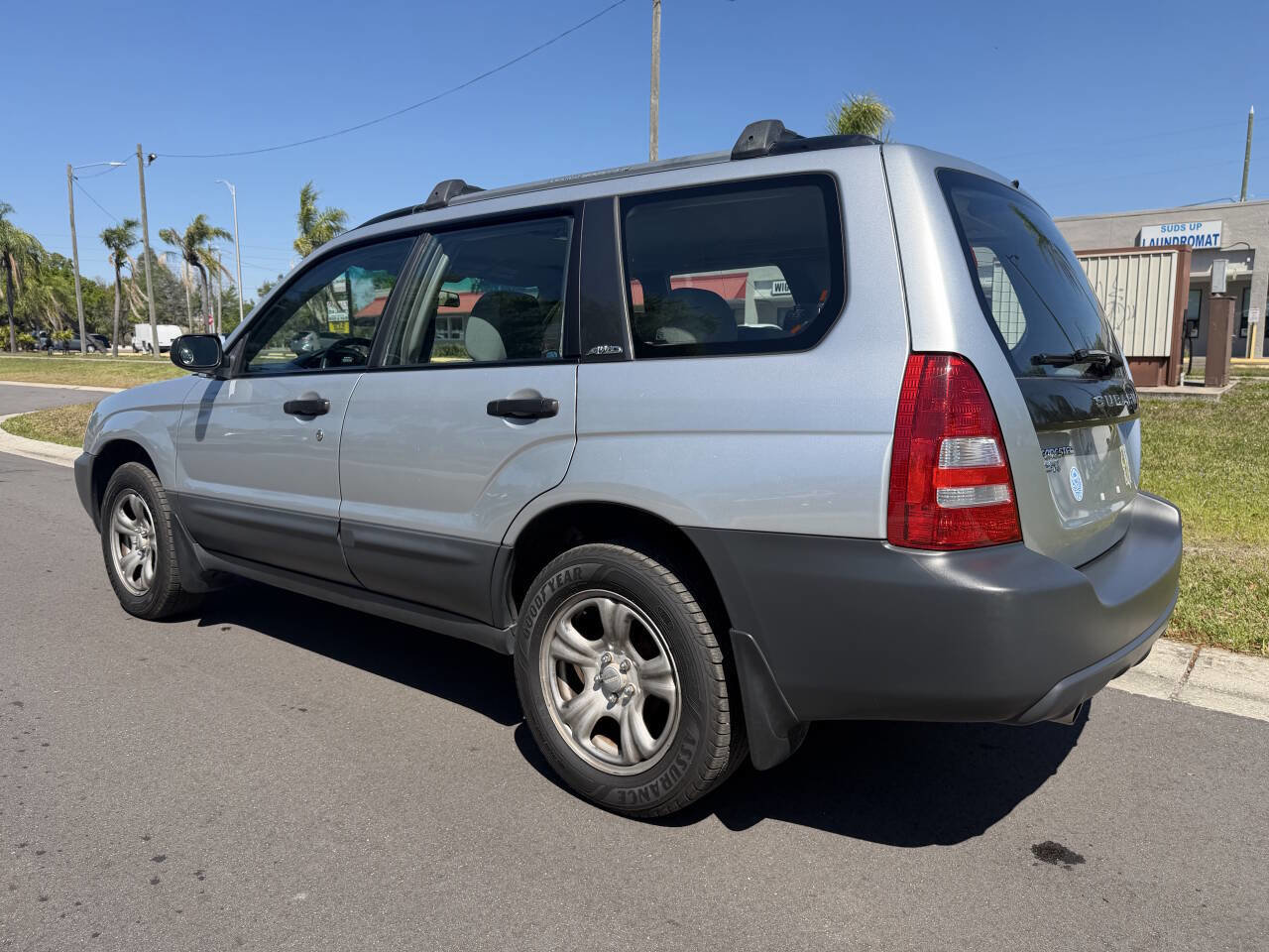 Used 2003 Subaru Forester 2.5X image 6