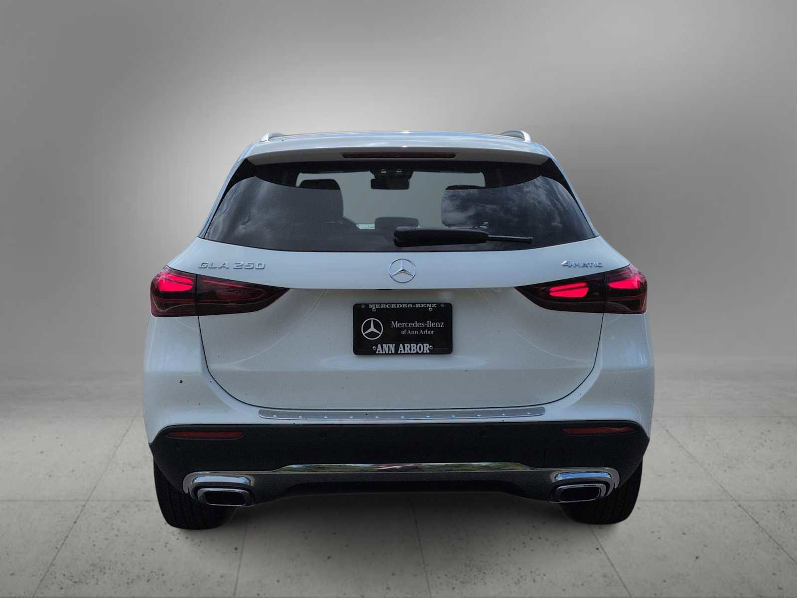 Used 2026 Mercedes-Benz GLA 250 4MATIC image 7