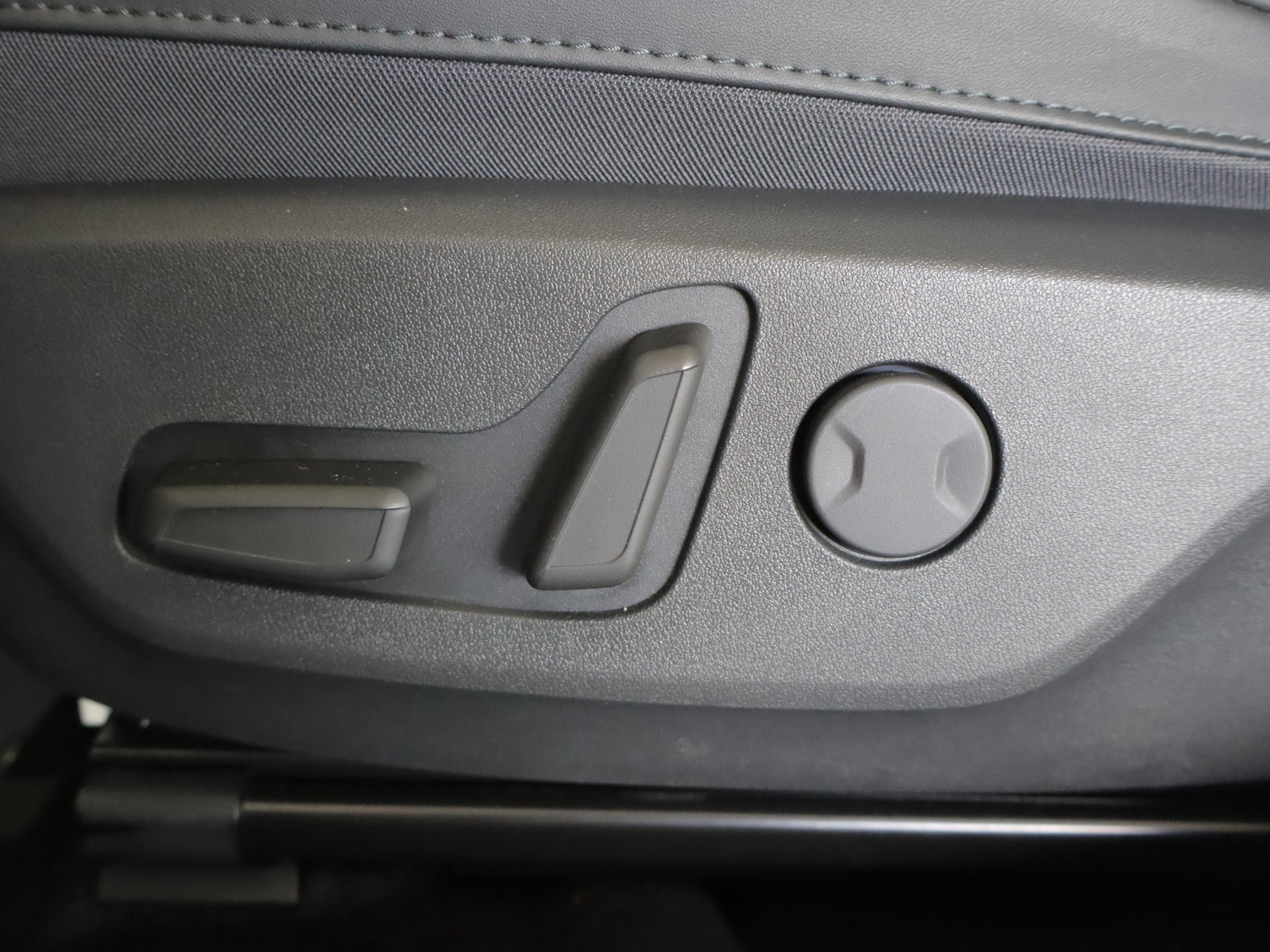 Used 2023 Kia Niro Wind w/ Wind Preserve Package FWD image 11