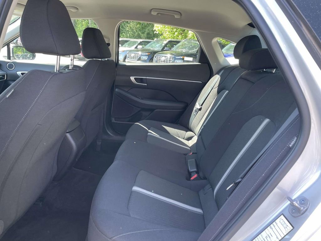 Certified 2025 Hyundai Sonata SEL FWD image 10