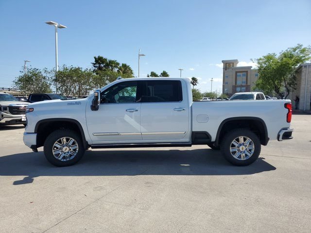 New 2026 Chevrolet Silverado 2500 High Country w/ High Country Premium Package AWD/4WD image 4