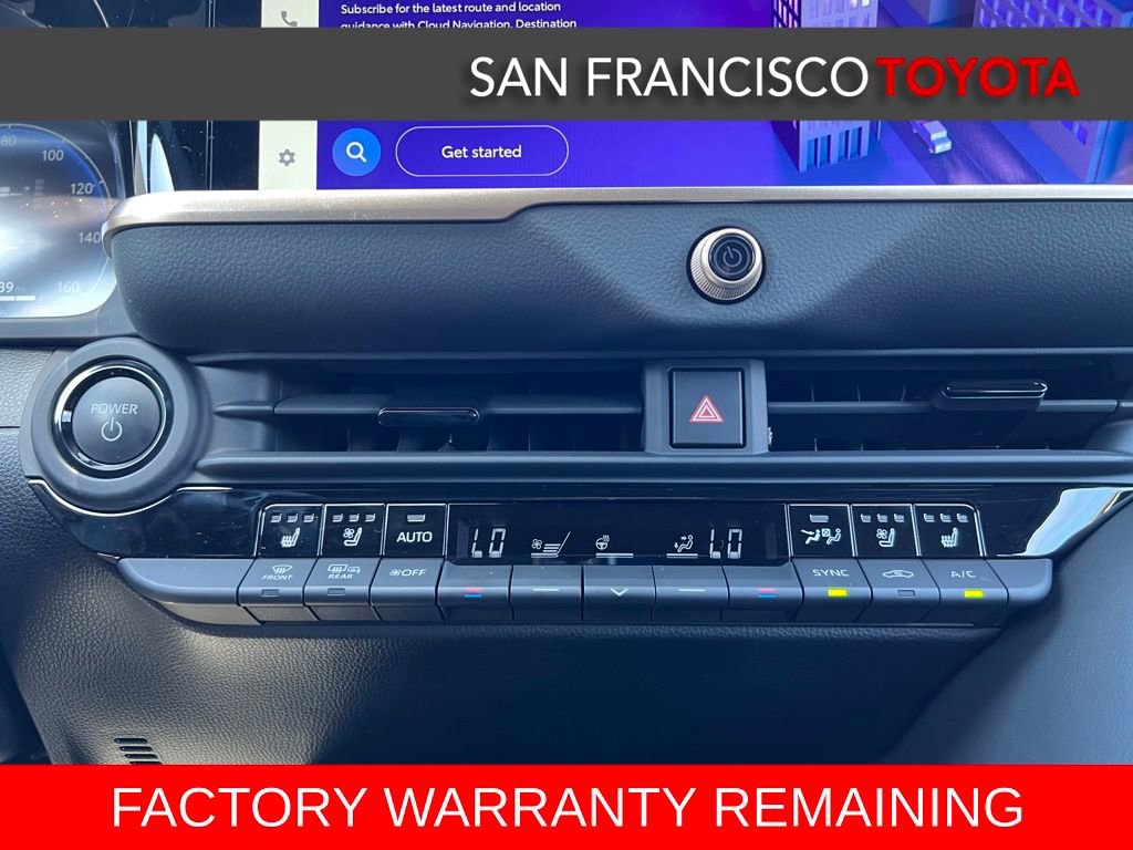 Certified 2025 Toyota Crown Signia image 28