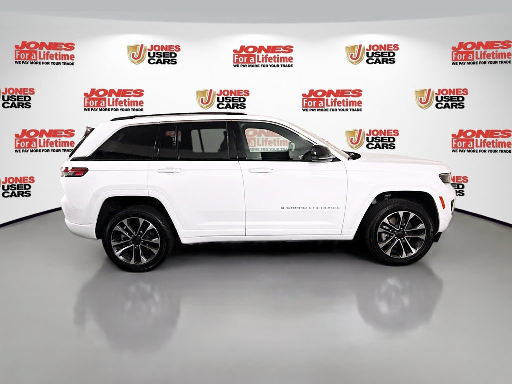 Used 2023 Jeep Grand Cherokee Overland w/ Advanced Protech Group III AWD/4WD image 19