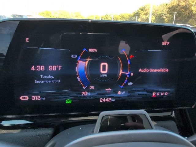 New 2024 Chevrolet Silverado EV RST image 31