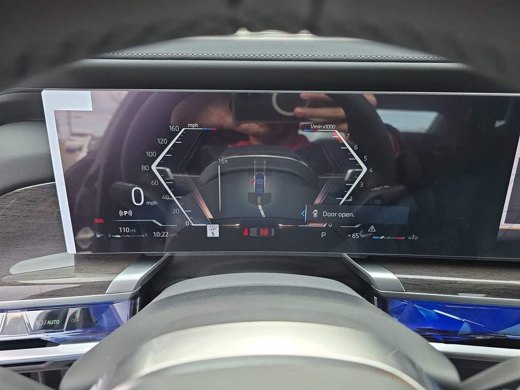 New 2026 BMW 740i xDrive image 13