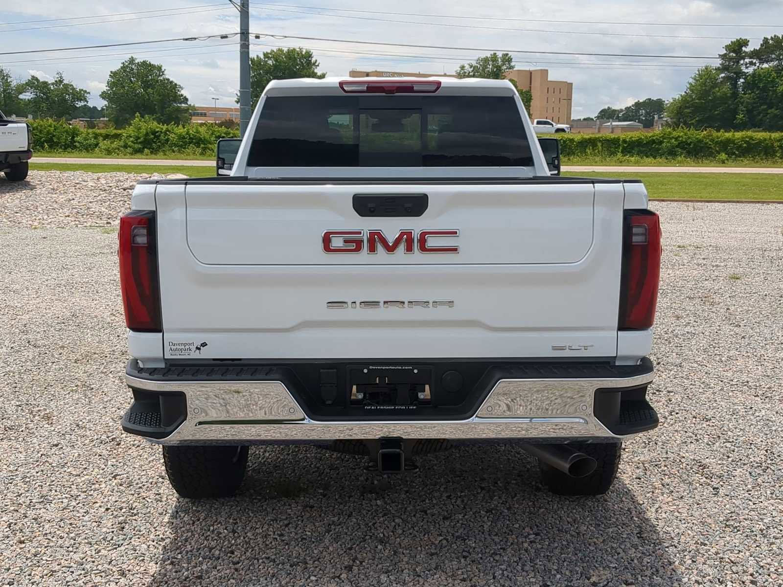 New 2025 GMC Sierra 2500 SLT w/ SLT Premium Package image 7