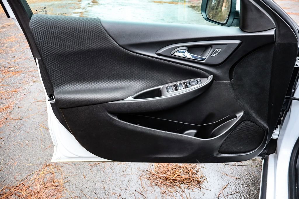 Certified 2023 Chevrolet Malibu LT image 35