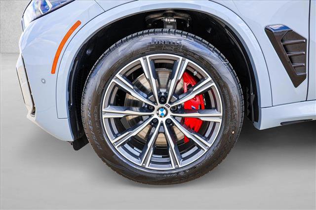 New 2026 BMW X5 xDrive40i w/ M Sport Package AWD/4WD image 9