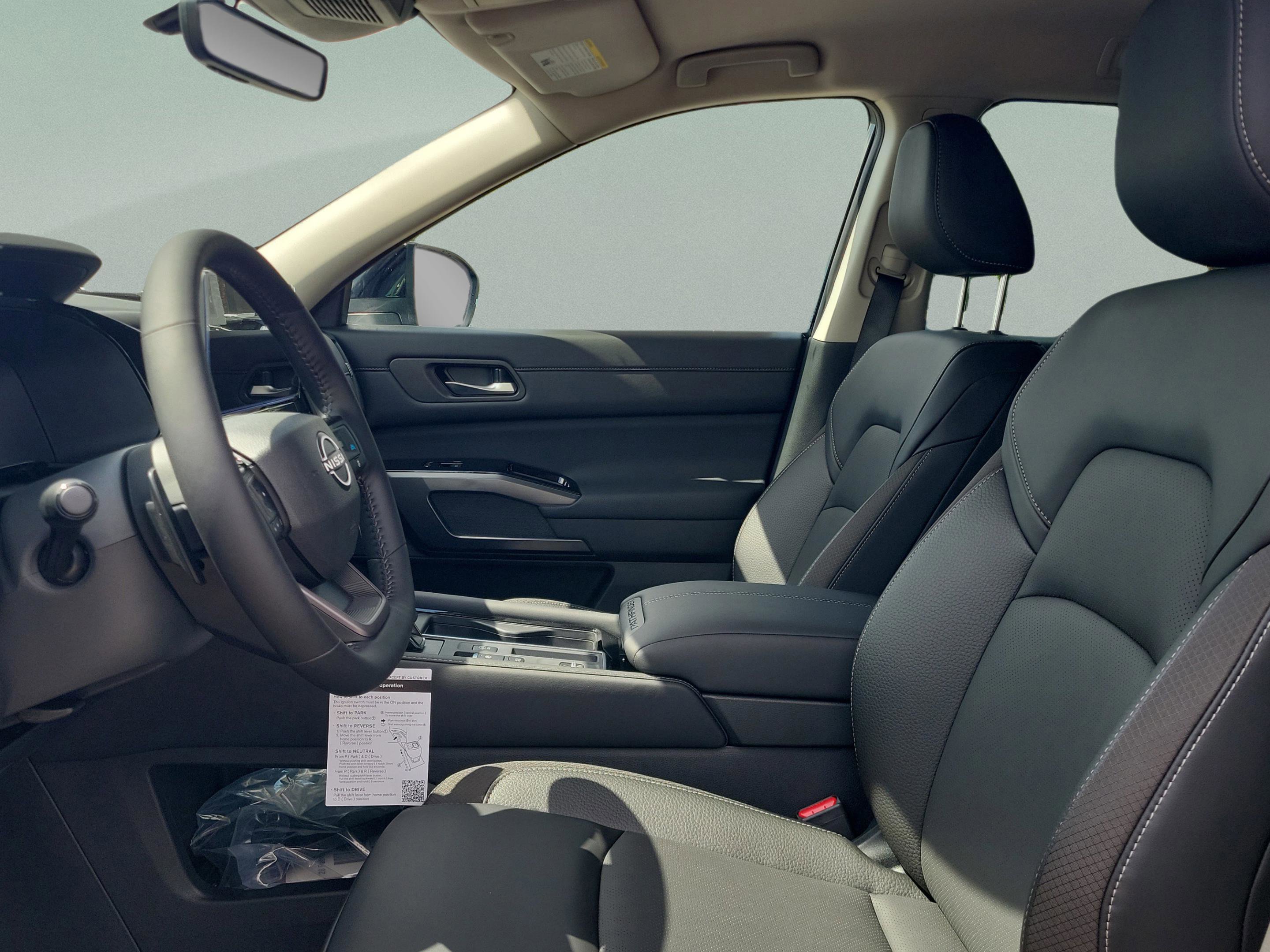 New 2026 Nissan Pathfinder SL image 23