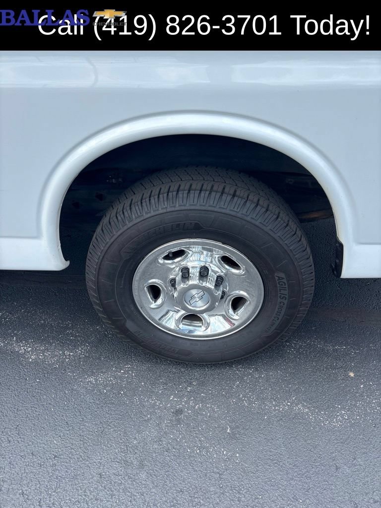 Certified 2019 Chevrolet Express 2500 w/ Driver Convenience Package RWD image 9
