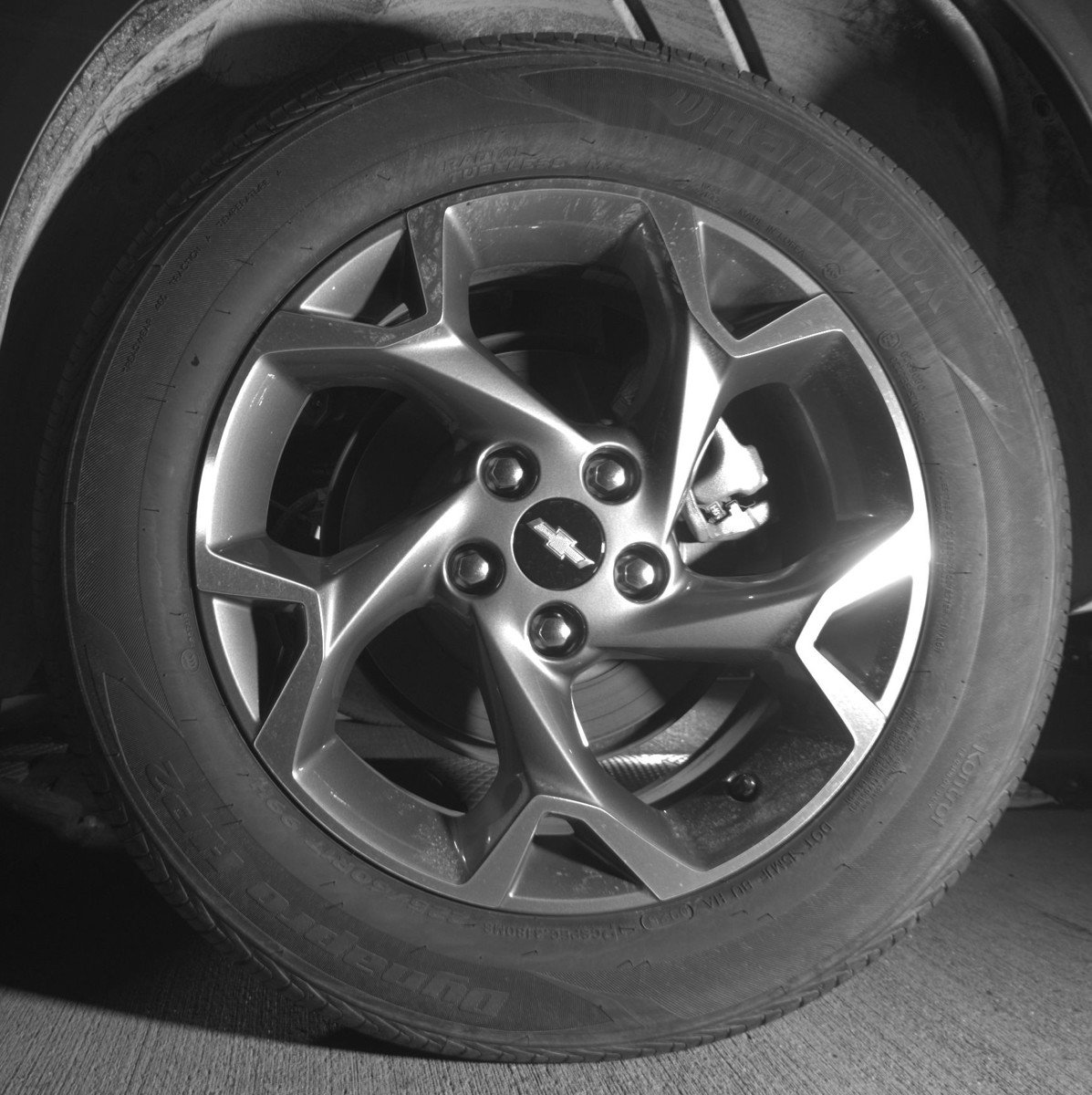 Used 2025 Chevrolet Trax LT FWD image 14