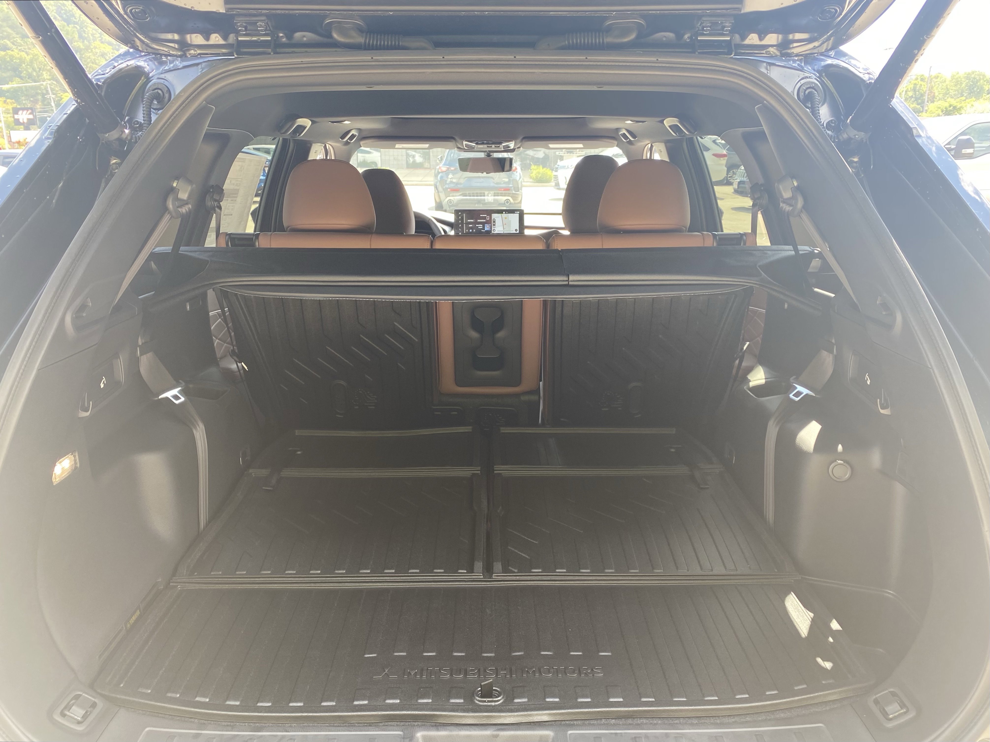 New 2025 Mitsubishi Outlander SEL image 29