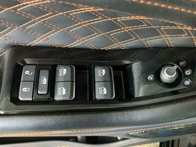 Used 2022 Jeep Grand Cherokee L Summit w/ Advanced Protech Group IV image 32