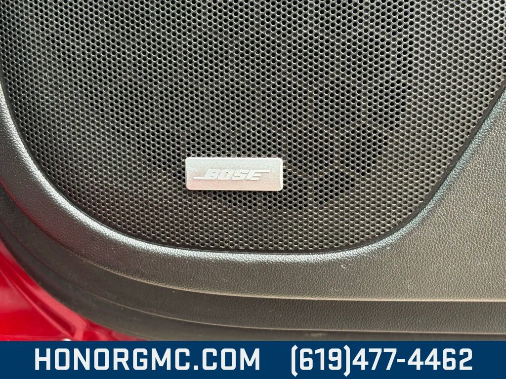 Used 2023 GMC Acadia SLT image 27