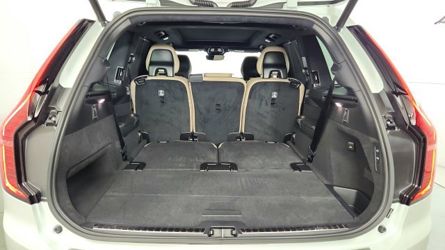 New 2027 Volvo XC90 B6 Ultra AWD/4WD image 44