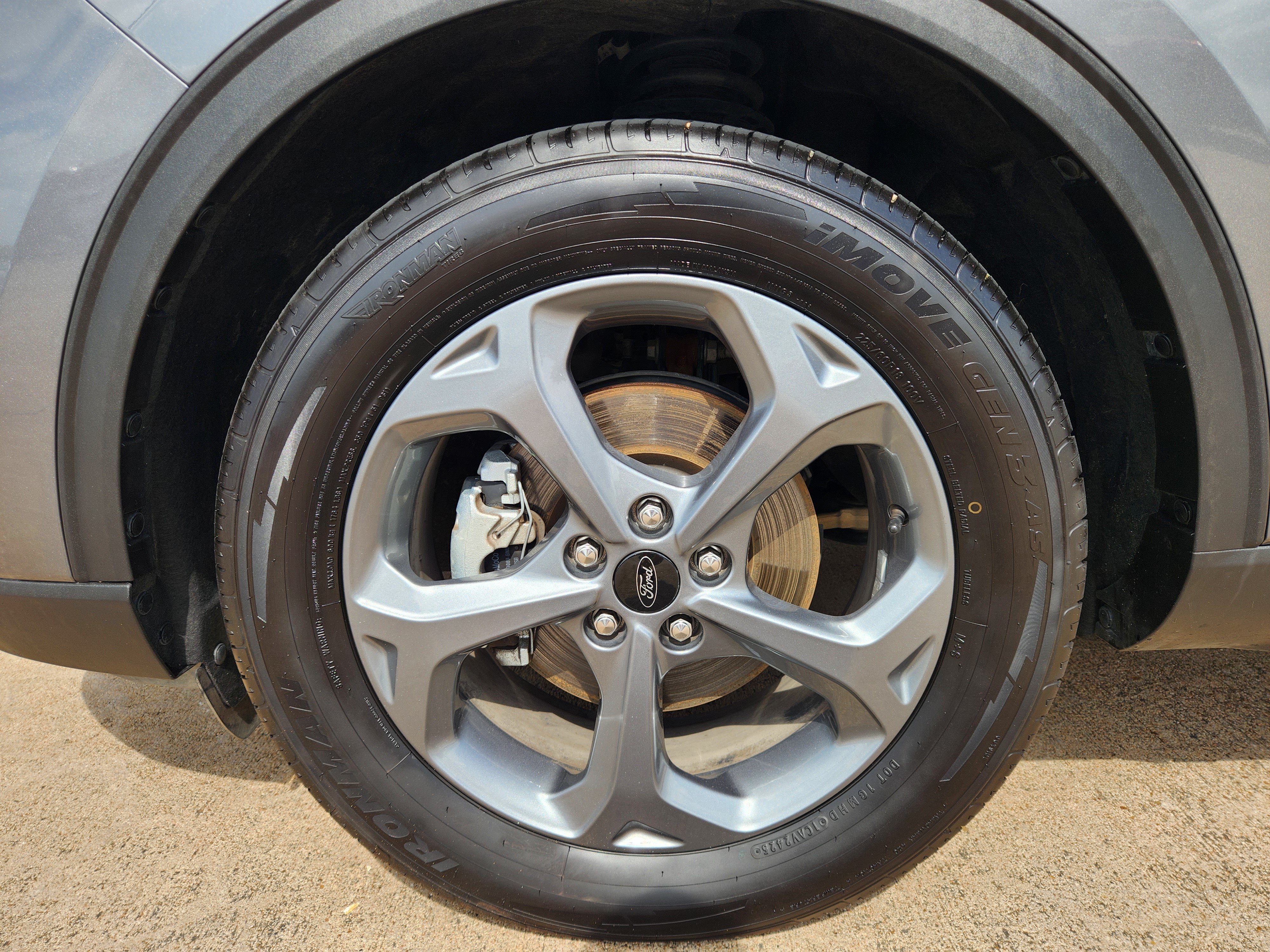 Used 2025 Ford Escape ST-Line FWD image 11