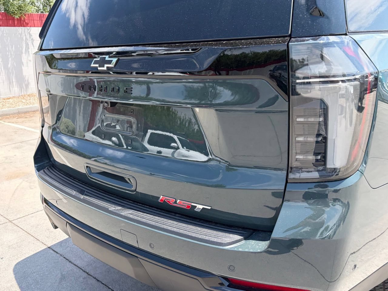 Used 2025 Chevrolet Tahoe RST w/ Comfort Package AWD/4WD image 4