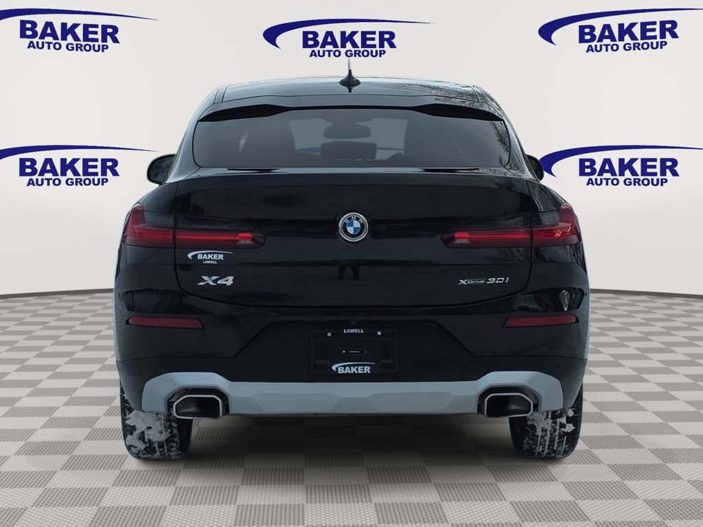 Used 2025 BMW X4 xDrive30i AWD/4WD image 4
