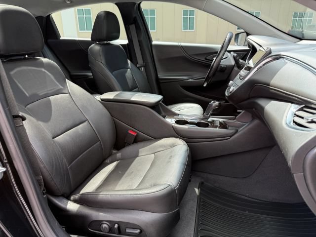 Used 2020 Chevrolet Malibu Premier FWD image 22