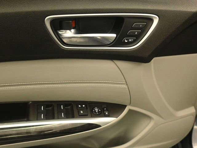 Used 2018 Acura TLX w/ Technology Package image 13