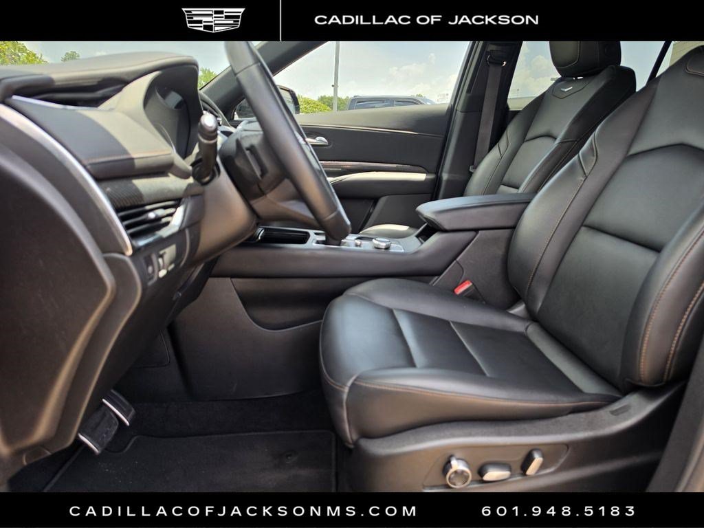 Certified 2023 Cadillac XT4 Sport FWD image 13
