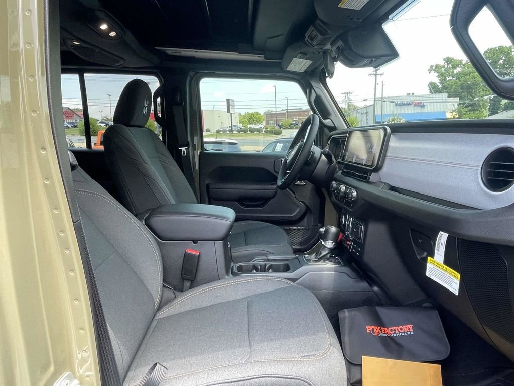 New 2025 Jeep Wrangler Unlimited Sport image 15