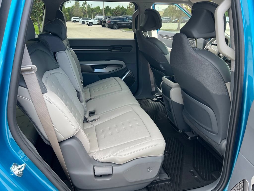 Used 2026 Kia EV9 Wind AWD/4WD image 25