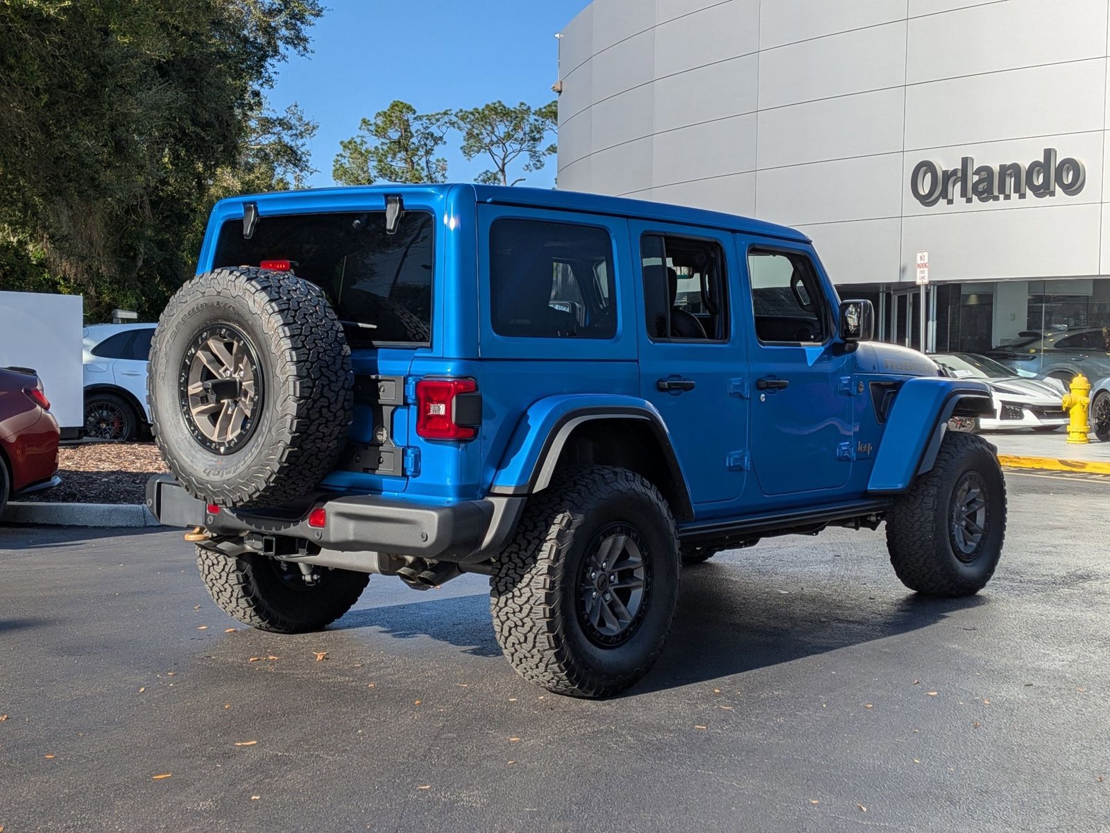 Used 2025 Jeep Wrangler Unlimited Rubicon 392 image 8