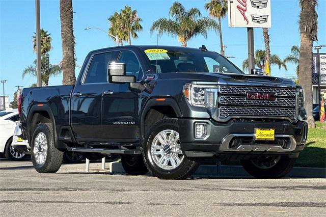 Used 2020 GMC Sierra 2500 Denali image 2