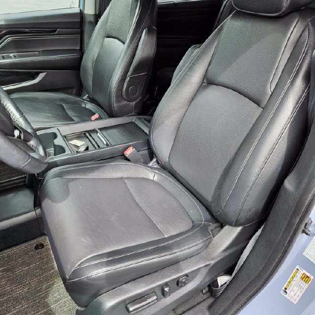 Used 2023 Honda Odyssey Touring image 10