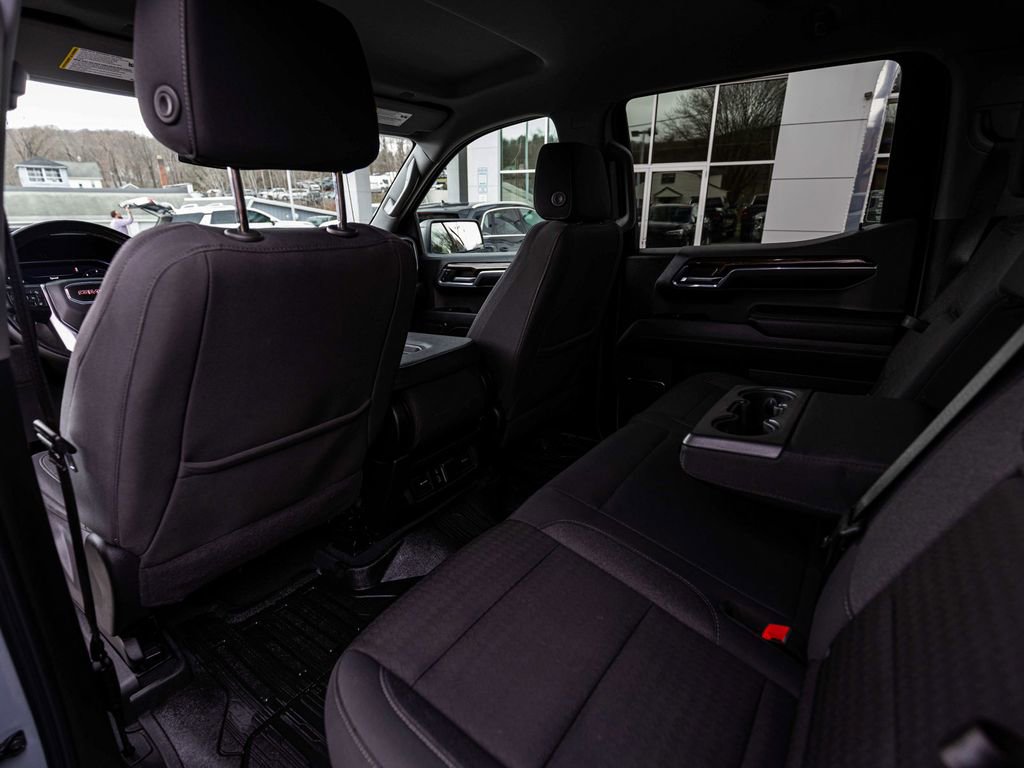 Used 2024 GMC Sierra 1500 Elevation w/ LPO, Elevation Black Package AWD/4WD image 26