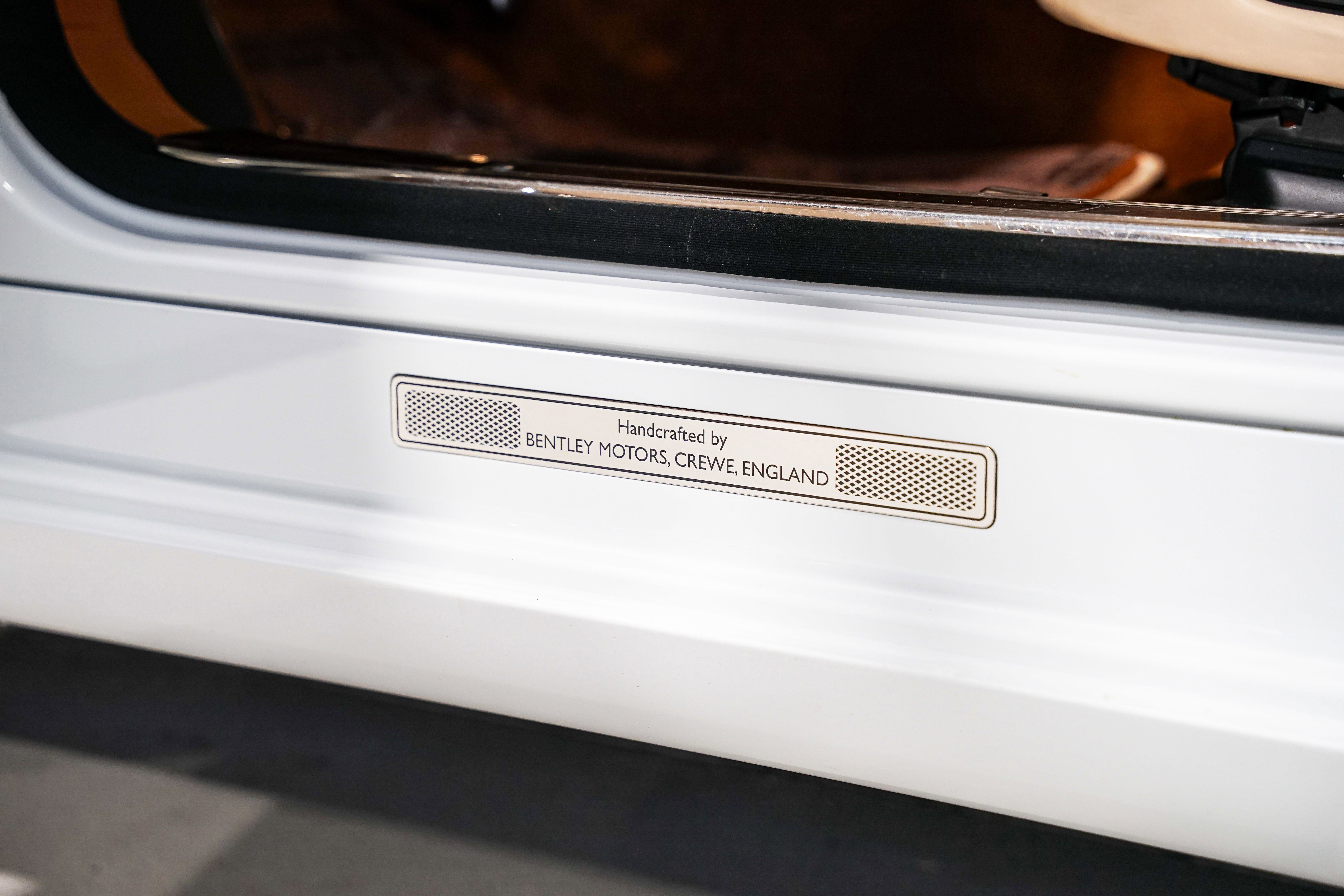 Used 2012 Bentley Mulsanne image 24