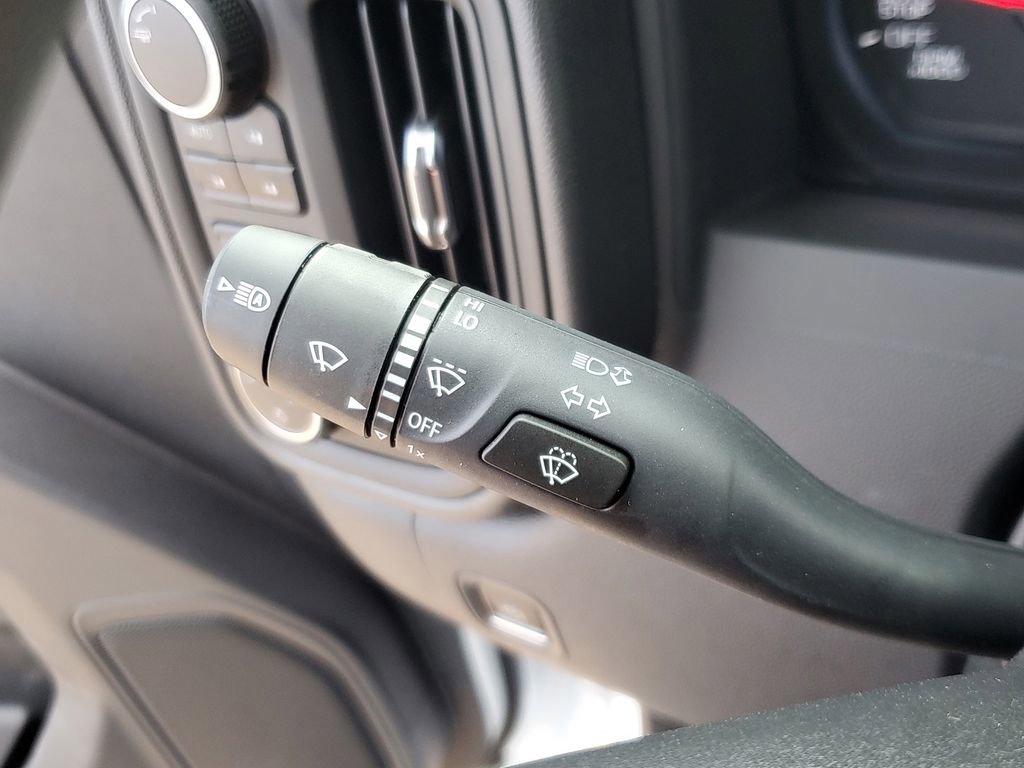 New 2026 Chevrolet Silverado 1500 Custom Trail Boss w/ LPO, Dark Essentials Package image 27