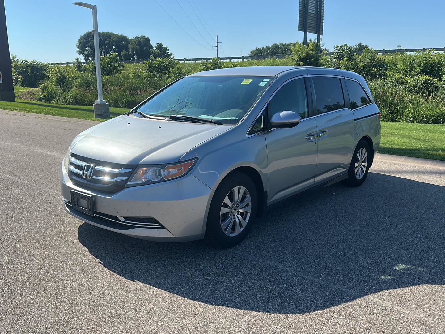 Used 2016 Honda Odyssey SE image 7