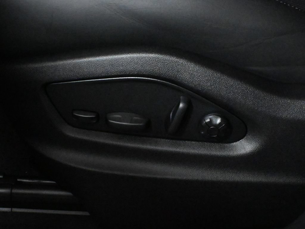 Used 2026 Porsche Cayenne Coupe AWD/4WD image 30