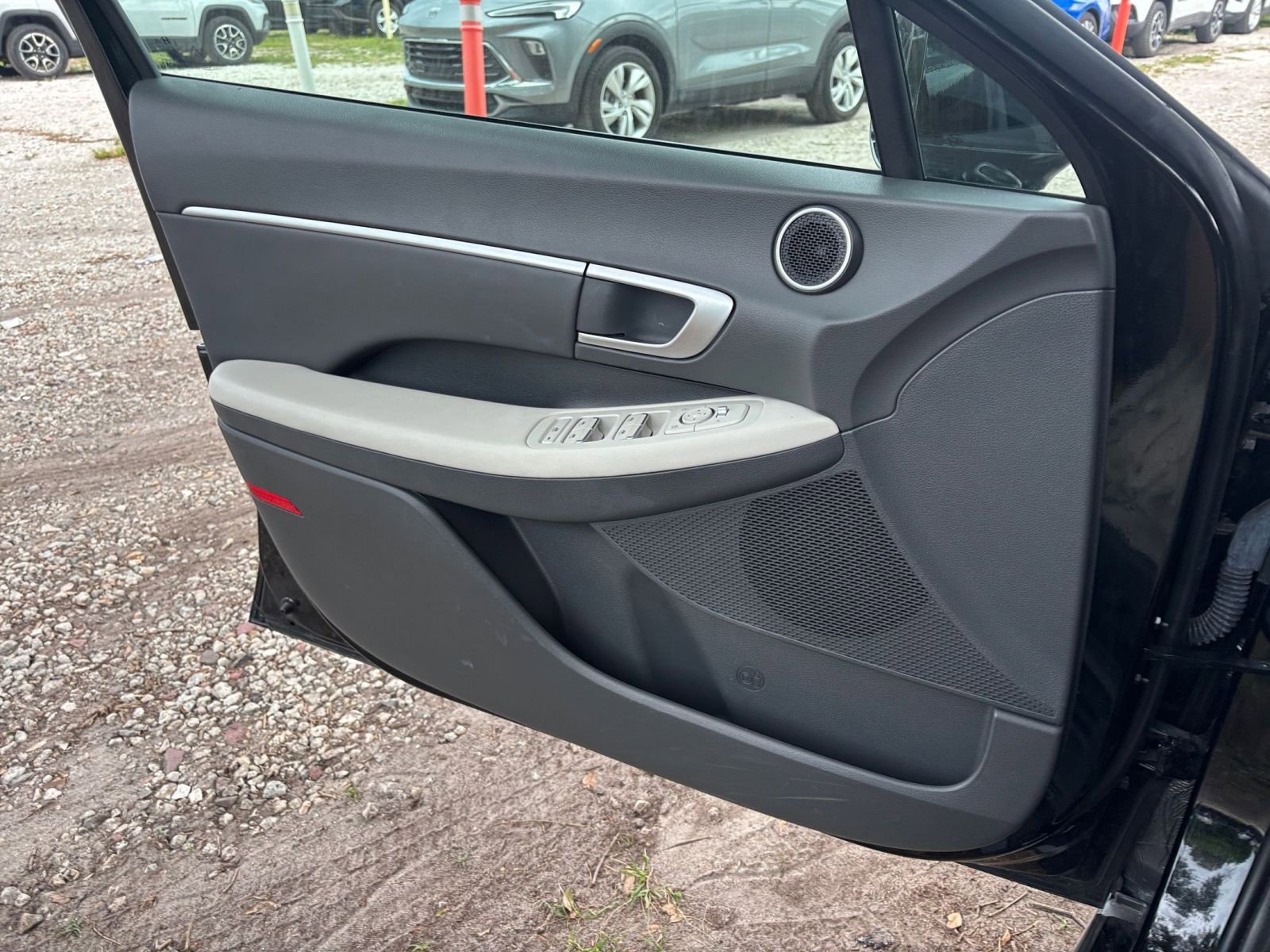 Used 2025 Hyundai Sonata SEL FWD image 18